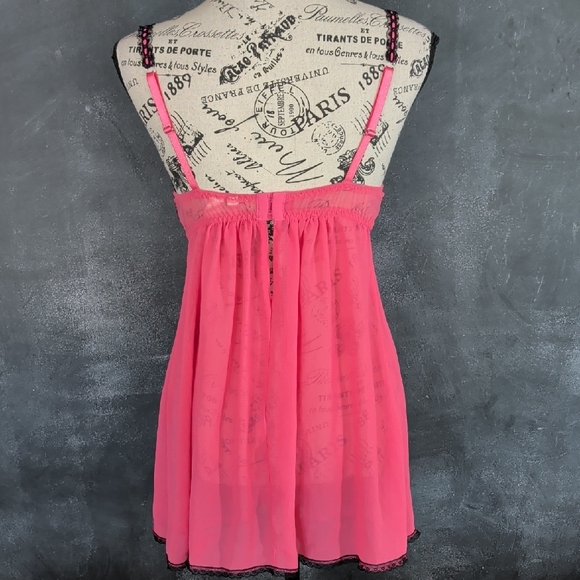 Ambrielle Hot Pink Chemise with Black Lace Trim - Picture 3 of 10
